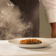 Imagen para el artículo titulado El truco de los inspectores de Michelin para mantenerse en secreto cuando van a un restaurante